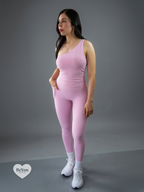 Conjunto Deportivo "One-Shoulder" – Top Asimétrico y Leggings de Talle Alto